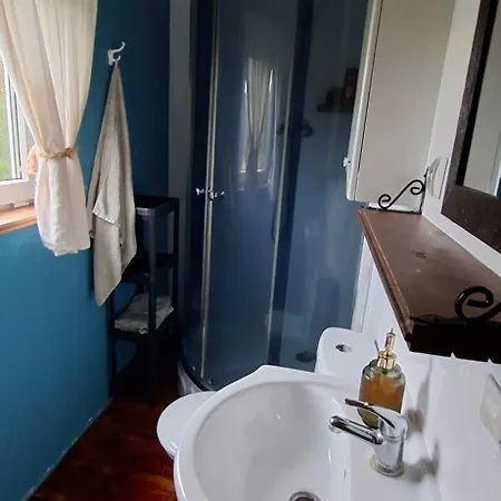 別荘 Uroczy Golubie ,niedaleko Stoku Koszalkowo ,balia,sauna,kominek,ognisko *