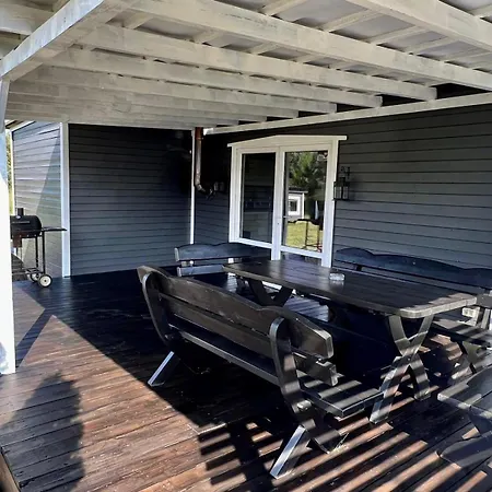 Uroczy Golubie ,niedaleko Stoku Koszalkowo ,balia,sauna,kominek,ognisko 別荘 Sikorzyno